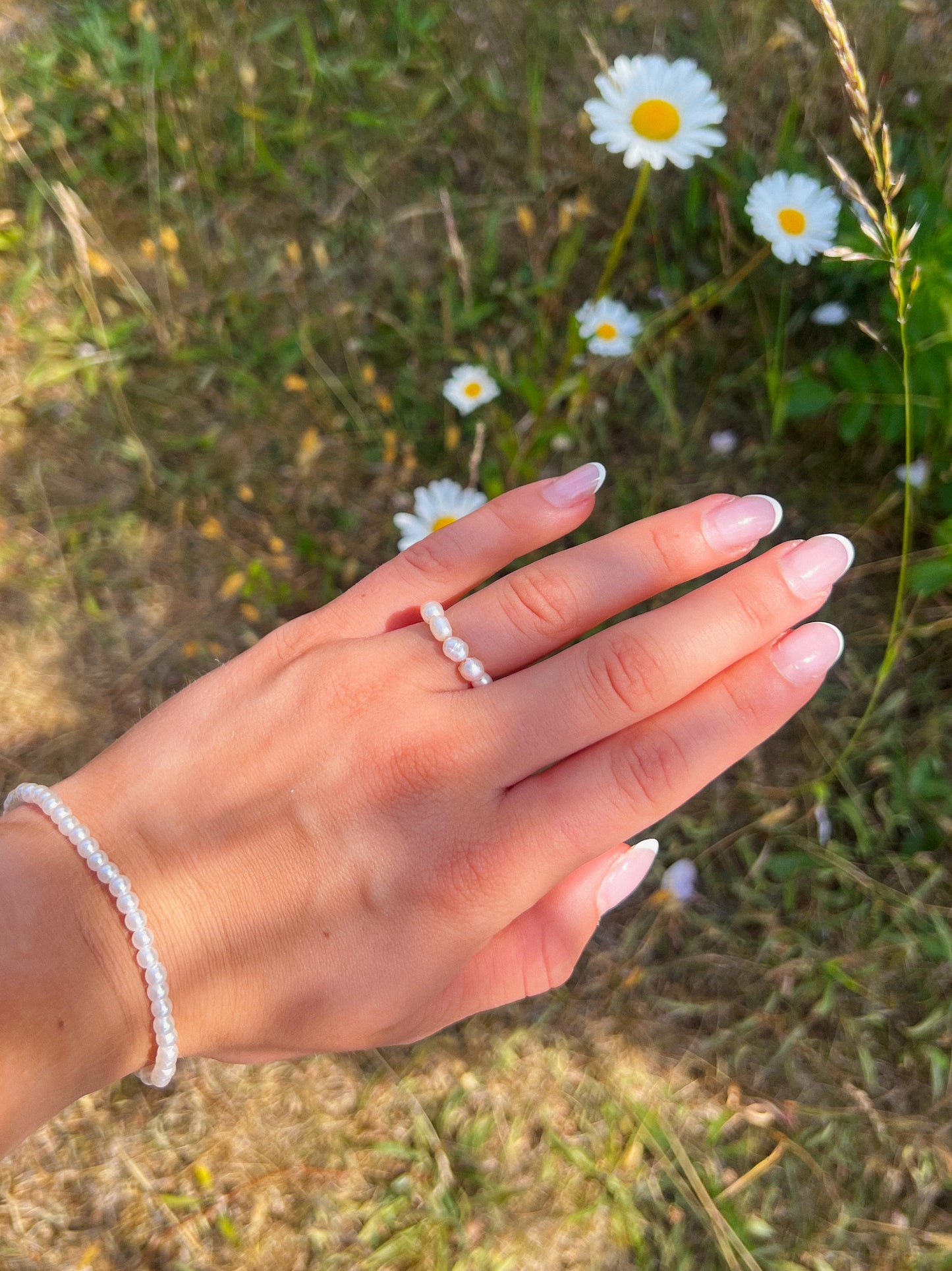 Simple Pearl Bracelet